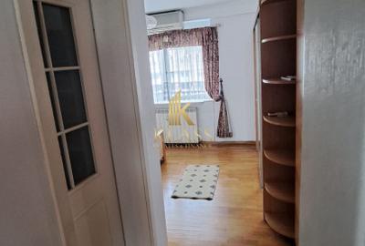 De inchiriat apartament 3 camere Decebal - 14