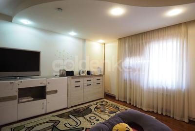 Vila cu 9 camere, 5 bai | D+P+1+M | 416mp teren - 19