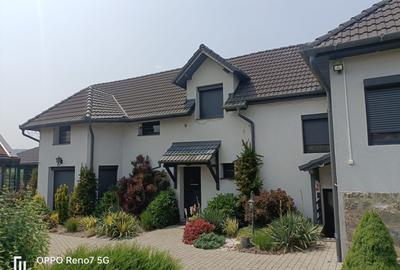 Casă vilă de vânzare în comuna Lunca  judet Mures - 1