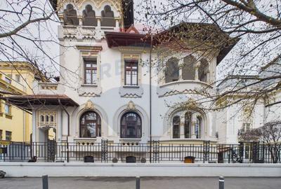 Birou, de 705 mp, în Dacia