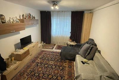 Apartament cu 2 camere decomandat în Anda