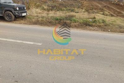 Teren Construcții intravilan de 1070 mp, în Est