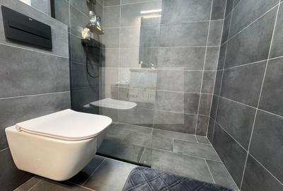Vânzare  3 camere Grigorescu- -etaj 5/10-2 băi- parcare subter- terasa - 19