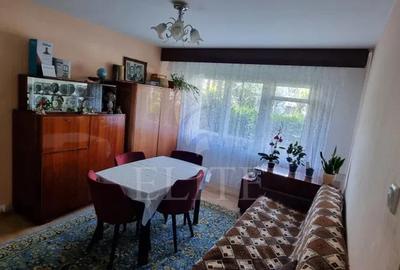 Apartament cu 3 camere semidecomandat în Mănăștur