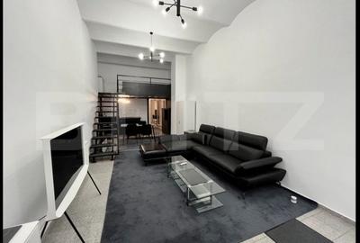 Apartament cu 2 camere semidecomandat, mobilat în Central