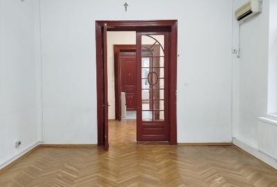 Unica spatioasa libera renovata curte mare la 10 minute de Universitate Unirii!! - 6