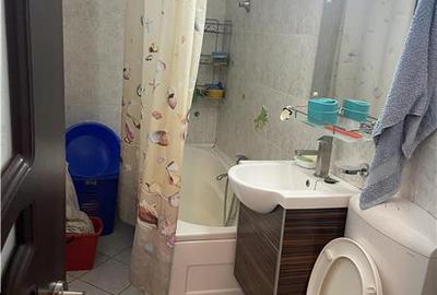 Apartament 2 camere ,56 mp, zona Longinescu , decomandat, imbunatatit , liber - 12