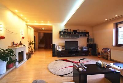 Vanzare vila 7 camere P+1+M,900 mp teren,Dobroesti complex rezidential - 2