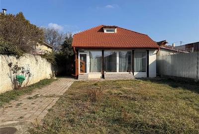 Casa sau Spatiu comercial  in zona magazinelor satesti - 1