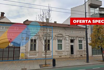 Apartament la casa cu curte si loc de parcare – zona ultracentrala - 1