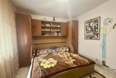 Apartament 2 camere, Decomandat, Etaj 2 - 3