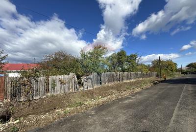 Teren Construcții intravilan de 600 mp, în Cândești