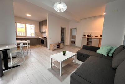 Apartament cu 2 camere decomandat, mobilat în Aradului