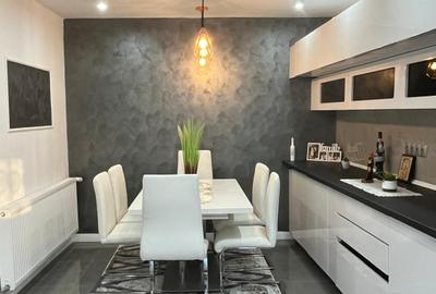 Casă 5 camere, 7700 mp teren ,Comuna Ineu. - 1