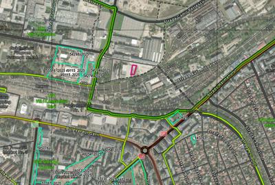 DE VANZARE O PLATFORMA BETONATA  TURNULUI LANGA FACULTATEA DE CONSTRUCTII - 7