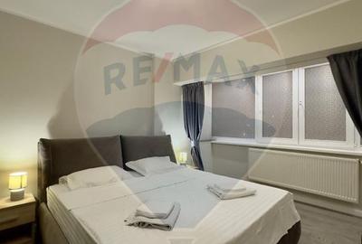Apartament cu 2 camere decomandat, mobilat în Central