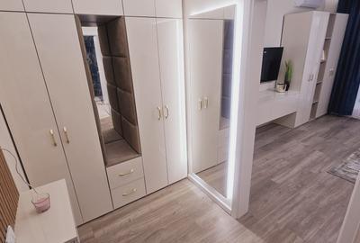 Plaza Exigent Inchiriere Garsoniera Lux Lujerului - 2