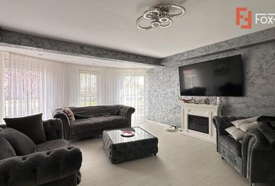 Casă individuală cu 8 camere în Moșnița Nouă