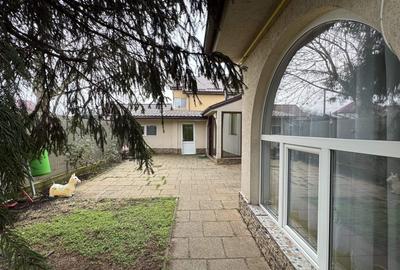 Vila P+M, Sc = 135 mp, Teren = 1072 mp, zona centrala – str. Salcamului - 4