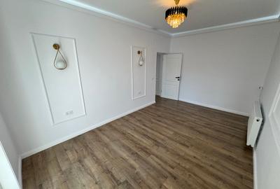 Floreasca, Apartament 2 Camere, Etaj 1/3, Renovat, Finisat Total. Str. Glinka - 19