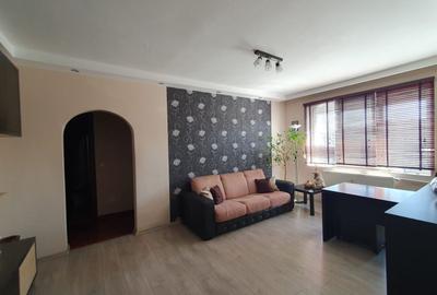 De vanzare apartament 3 camere Dristor-Baba Novac - 7