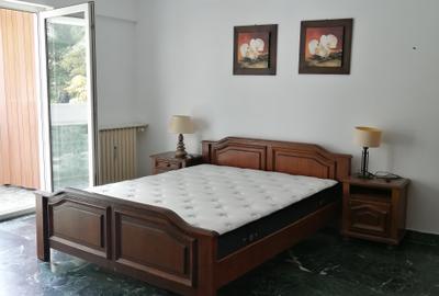 Apartament cu 2 camere semidecomandat, mobilat în Dorobanți