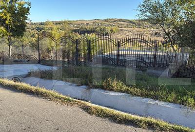 Teren Construcții intravilan de 2000 mp, în Exterior Vest