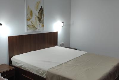Apartament cu 2 camere semidecomandat, mobilat în Berceni