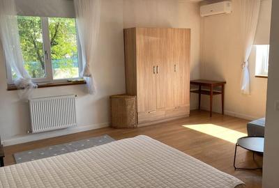 Baneasa(Biharia),3 camere parter ,curte proprie,langa Scoala Mea - 3