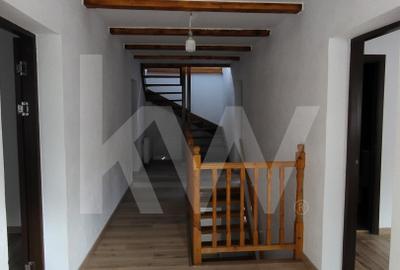 Vila de poveste din Valea Avrigului de vanzare - 18