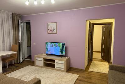 2 Cam-Deosebit!-Plaza Mall-AFI Mall - 1