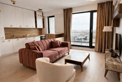 Apartament cu 2 camere semidecomandat, mobilat în Central