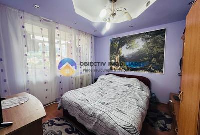 Apartament cu 3 camere semidecomandat, mobilat în Dărmănești
