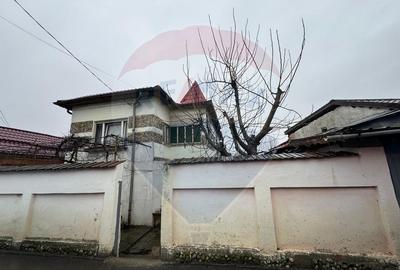 Casă / Vilă cu 5 camere de vânzare în zona Bariera Valcii - 1