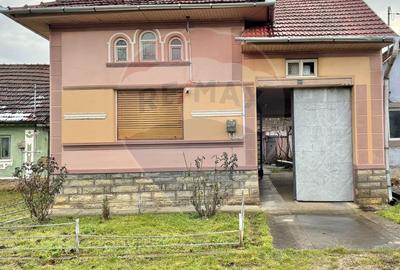 Casǎ cu 3 camere de vânzare com. Finiș, Bihor - 1