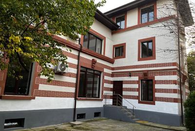 Casa de inchiriat Piata Victoriei - Sevastopol - comision 0% - 1