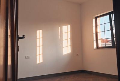 Casa / vila Stefanesti , "La Cheie'' , finisaje + pozitie DEOSEBITA ! - 13