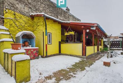 Casă cu 4 camere în zona Parneava - 8