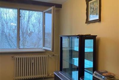 Apartament 3 camere strada Spinis - 1