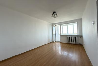 Apartament 3 camere, decomandat, 65 mp utili - zona Calea Sagului - 1