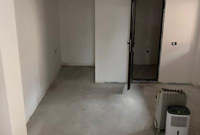 Apartement în casă, cu 2 camere de închiriat pentru birouri. - 2