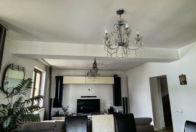 Vila Breaza 380Mp,Teren 1320Mp,aproape de Liceul Militar - 19