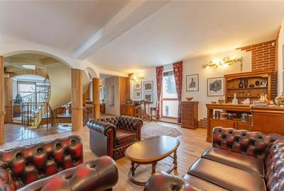 Castelariu:spectacol panoramic,locatie prestigioasa,exclusivist confort,Central, - 2