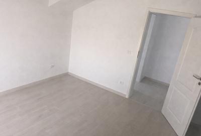 Oportunitate investitie imobiliara: etaj intreg cu 3 apartamente - Comision 0% - 2