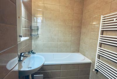 Apartament cu 2 camere de vanzare in Avantgarden Bartolomeu,nemobilat,et 3/8 - 10