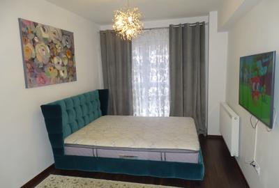 Apartament cu 3 camere decomandat, mobilat în Tractorul