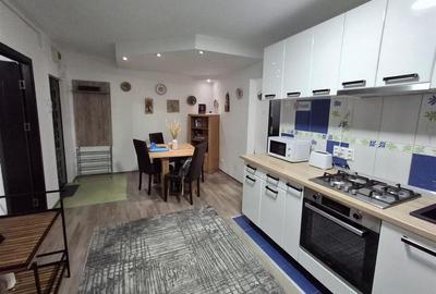 Apartament 3 camere decomandat balcon pivnita zona Vasile Aaron - 15