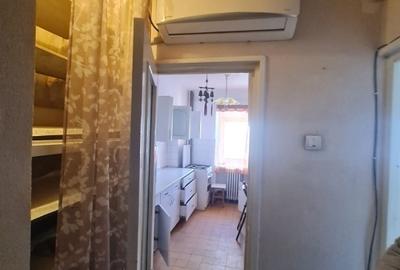 Apartament cu 2 camere decomandat în Gară