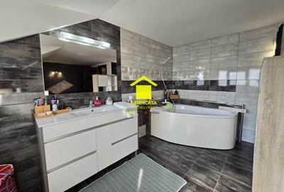 Casă deosebită, 234mp utili, 500mp teren liber, zona Borhanci - 15