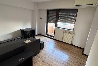 Piata Victoriei Bulevardul Iancu de Hunedoara - 20